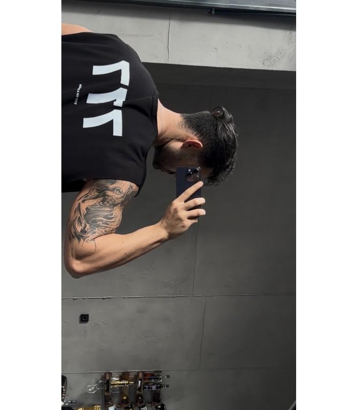 Oversize Ince Kumaş Likrali Sifir Kol Tshirt
