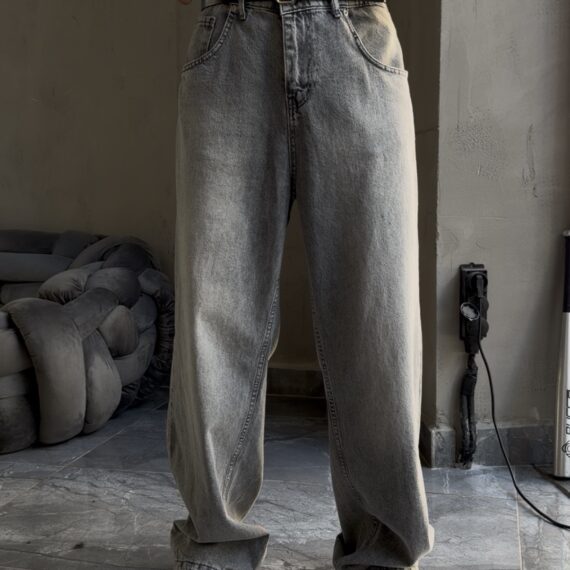 Yıkamalı Baggy Fit Jean.