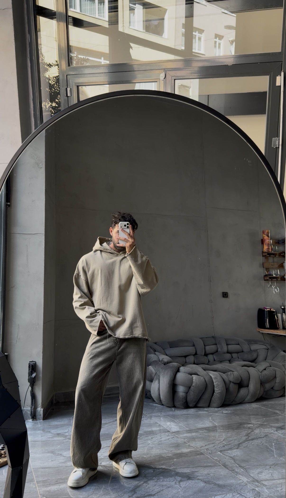 Oversize Antrasit Hoodie.
