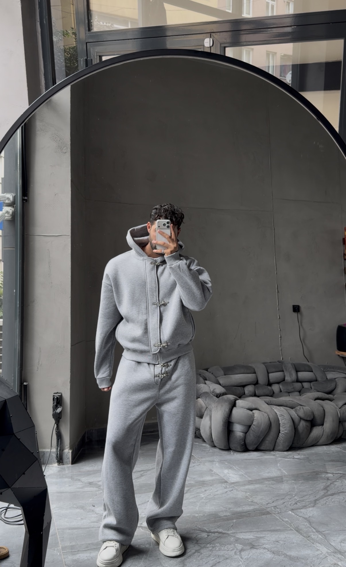 Metal Tokalı Oversize Kapüşonlu Eşofman Takımı”